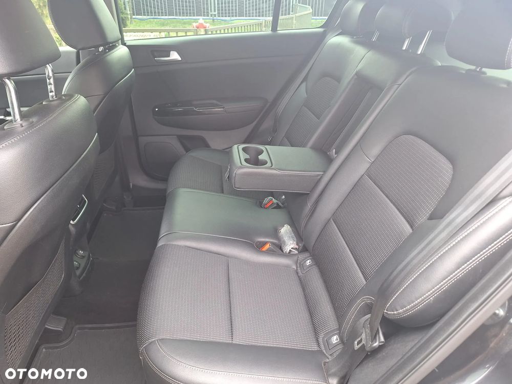 Kia Sportage 1.6 CRDI MHEV Black Edition 2WD DCT - 22