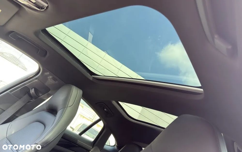 Porsche Panamera 4S E-Hybrid - 15