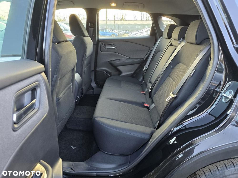 Nissan Qashqai 1.3 DIG-T mHEV Acenta Xtronic - 8