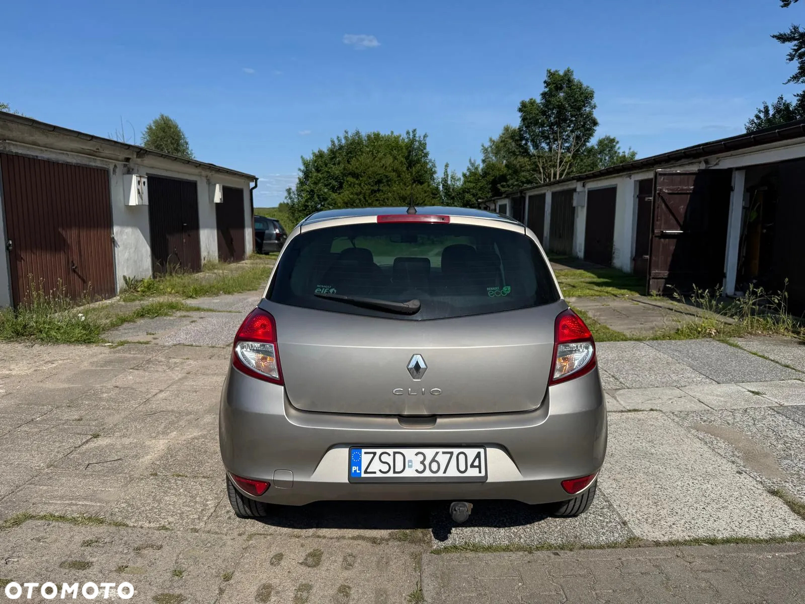 Renault Clio 1.2 16V Authentique Euro5 - 6