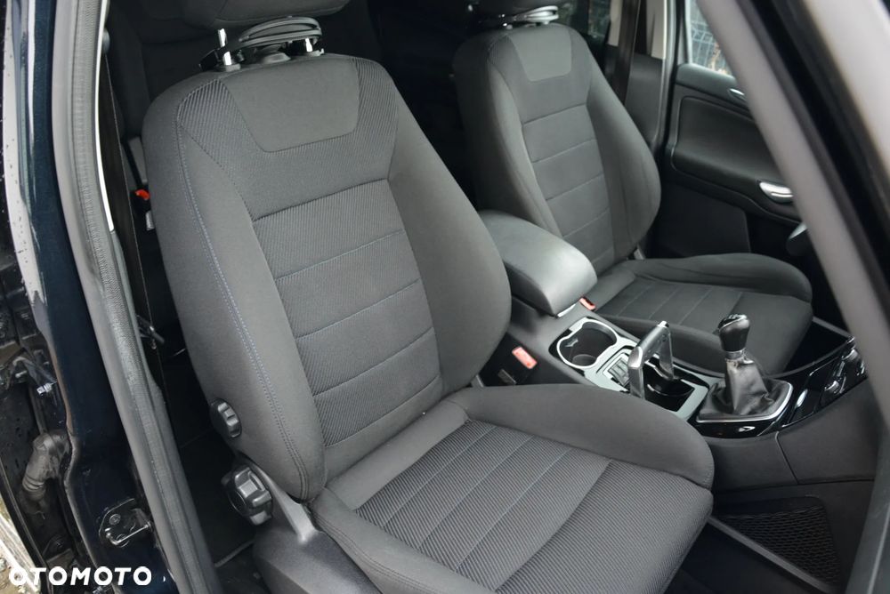 Ford Galaxy 2.0 FF Titanium - 33