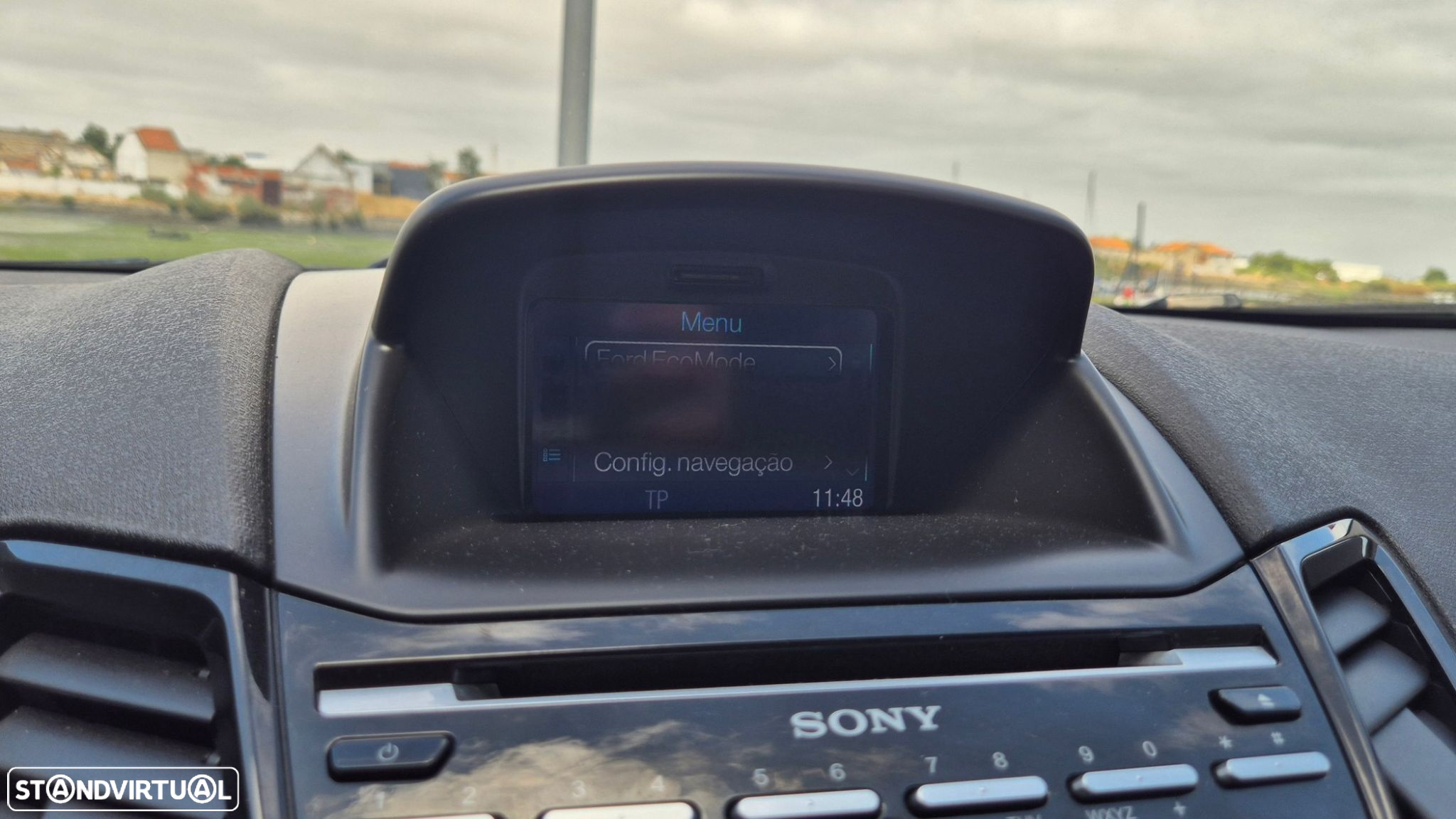 Ford Fiesta 1.0 T EcoBoost Titanium - 23