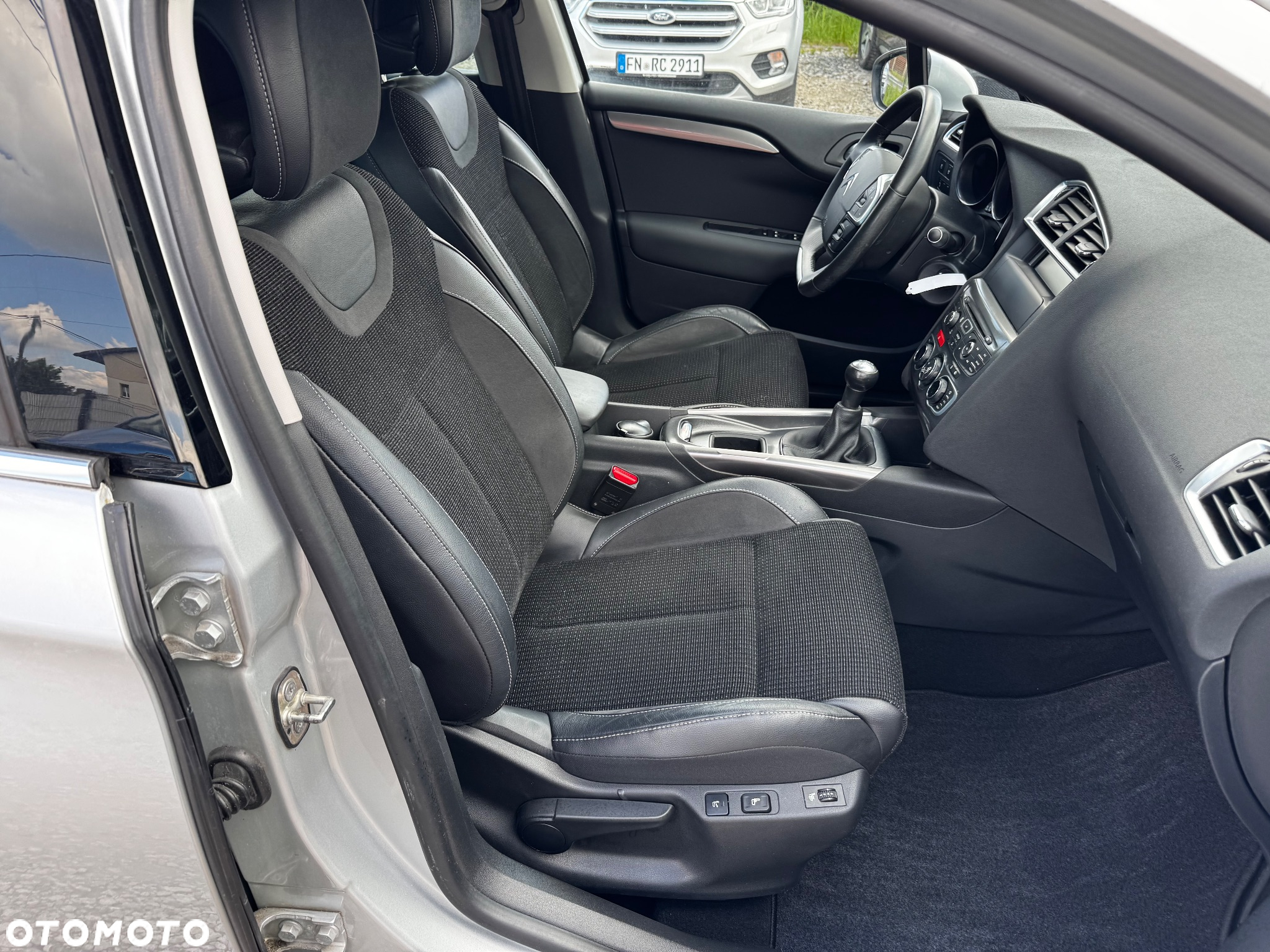 Citroën C4 1.6 VTi Exclusive - 31