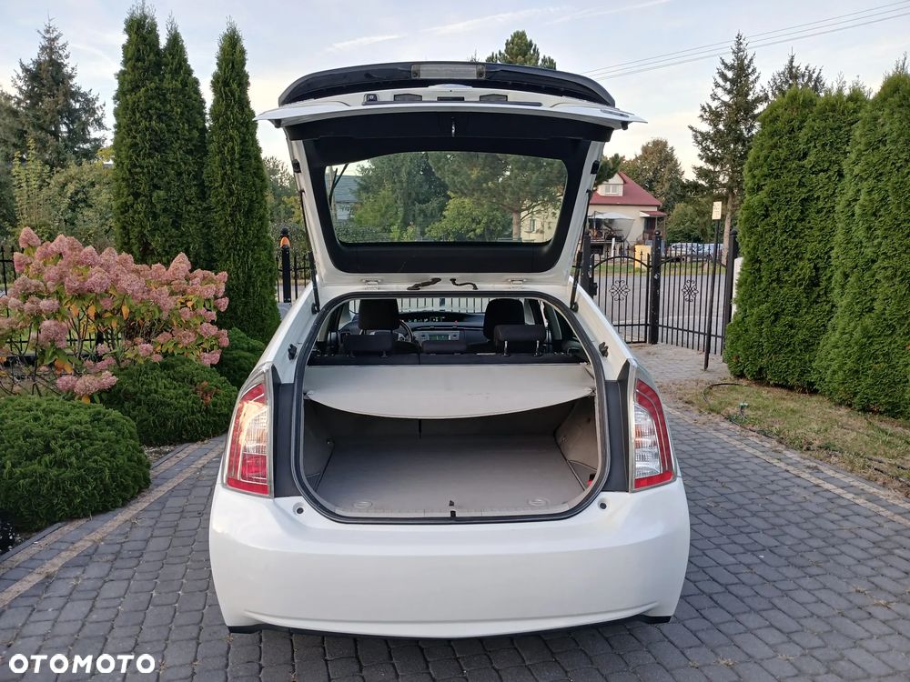 Toyota Prius - 27