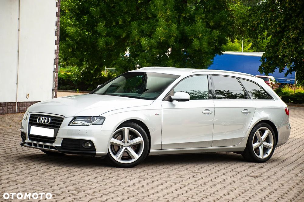 Audi A4 Avant 2011 photo 4