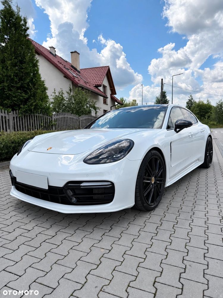 Porsche Panamera 4 Executive - 3
