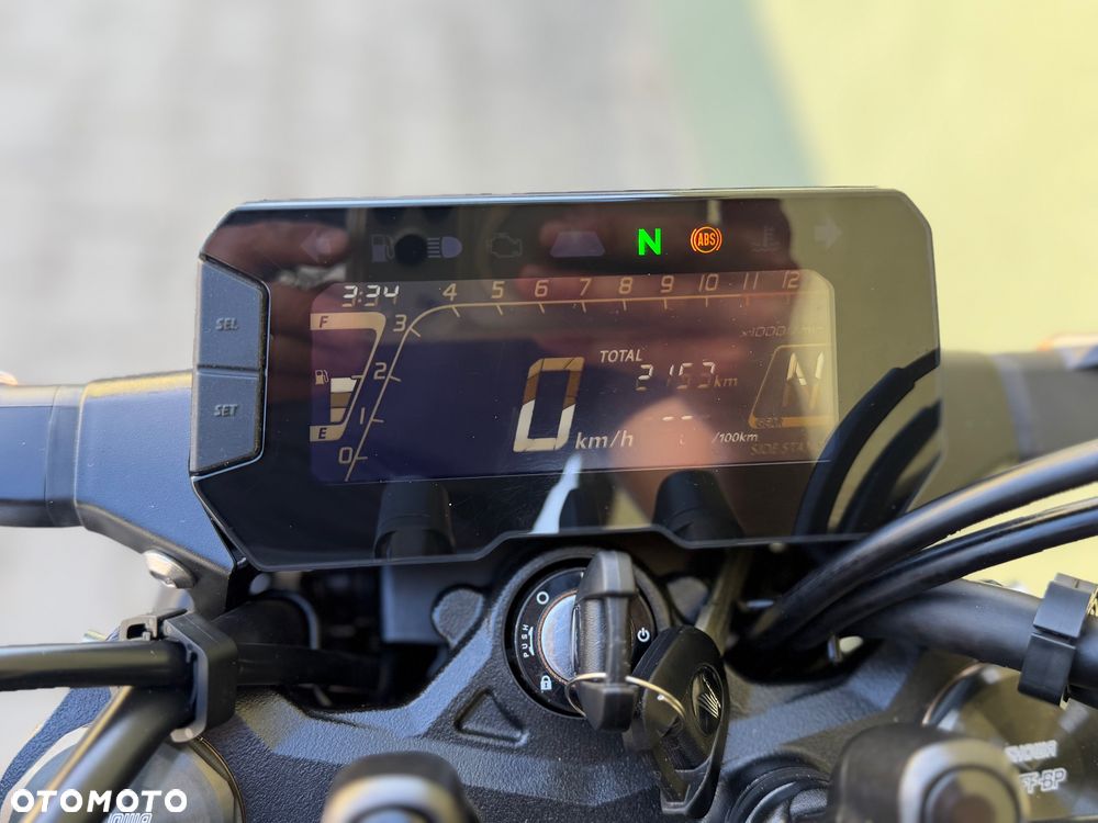 Honda CB - 37