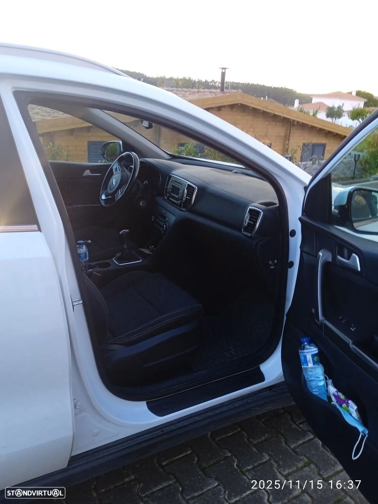 Kia Sportage 1.6 CRDI ISG SX - 10
