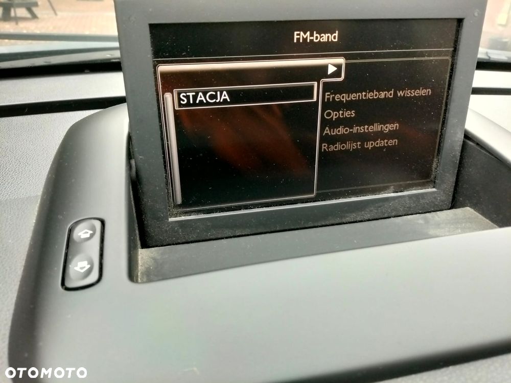 Peugeot 5008 - 24