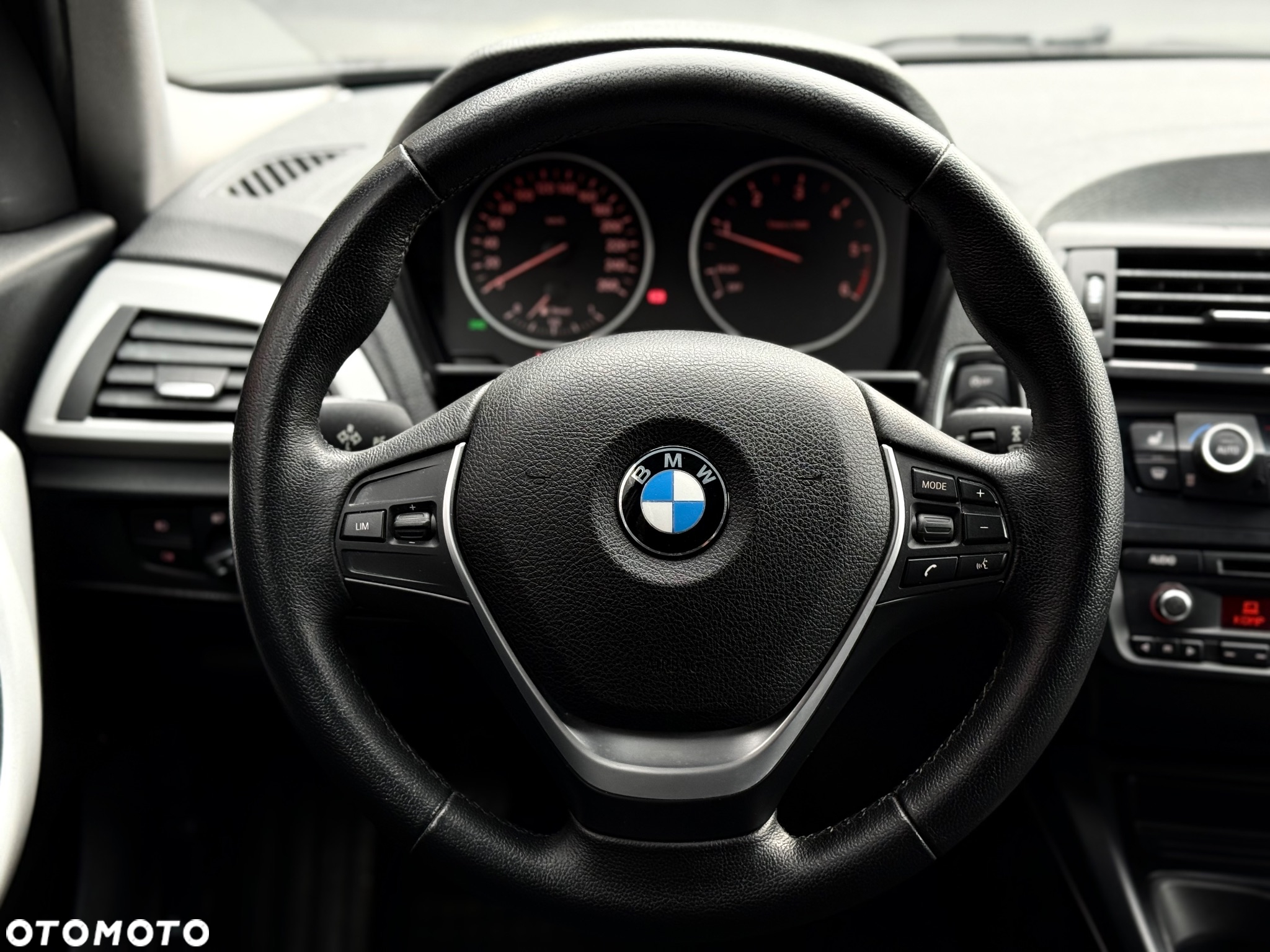 BMW Seria 1 120d Sport Line - 21