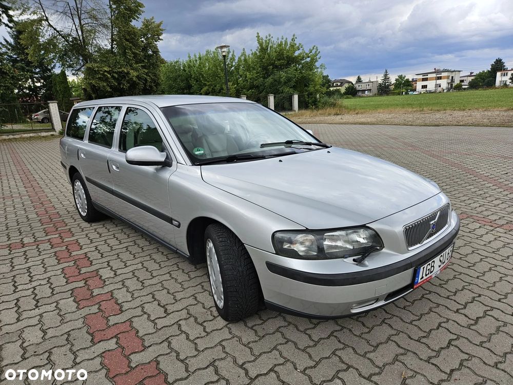 Volvo V70 2.3 T-5 - 3