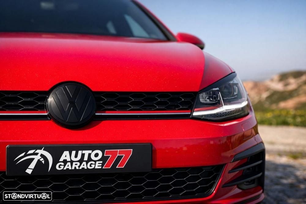 VW Golf 2.0 TSI GTI DSG - 12