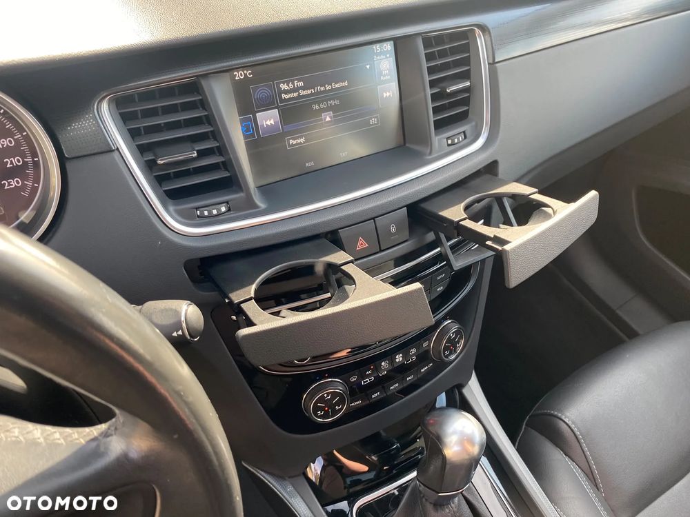 Peugeot 508 BlueHDi 180 EAT6 Stop&Start Allure - 19