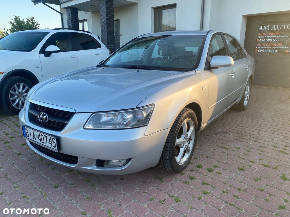 Hyundai Sonata - 3