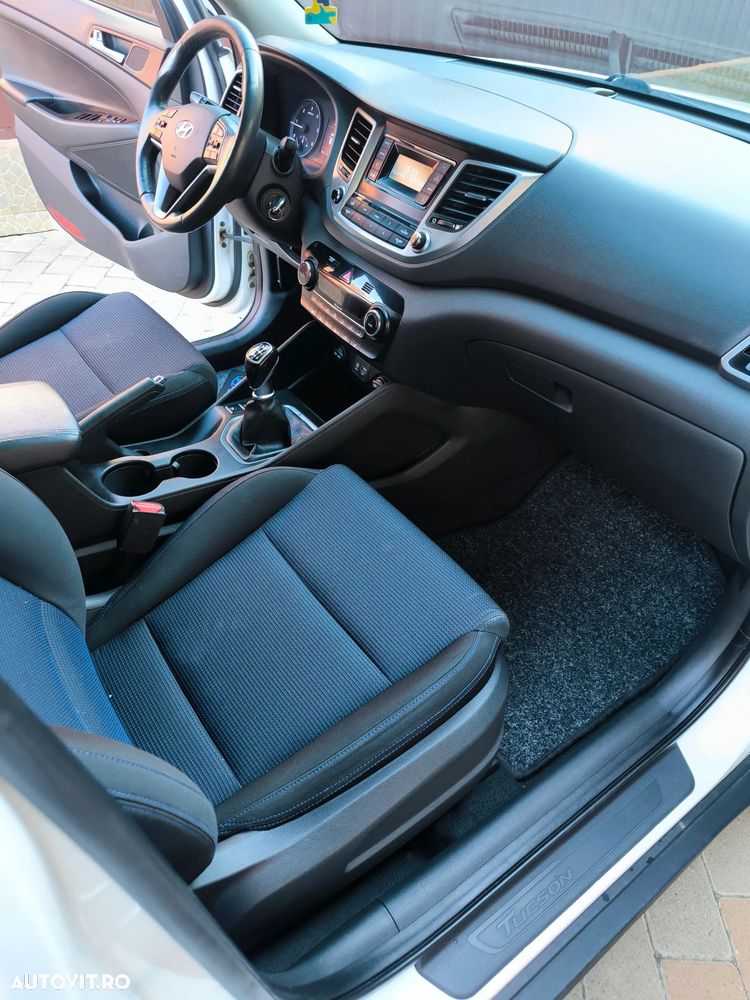 Hyundai Tucson 2.0 CRDI 4WD Advantage - 6