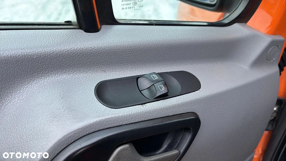 Volkswagen Crafter - 8