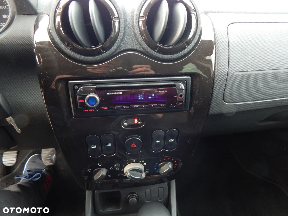 Dacia Duster 1.6 16V 4x2 Prestige - 21