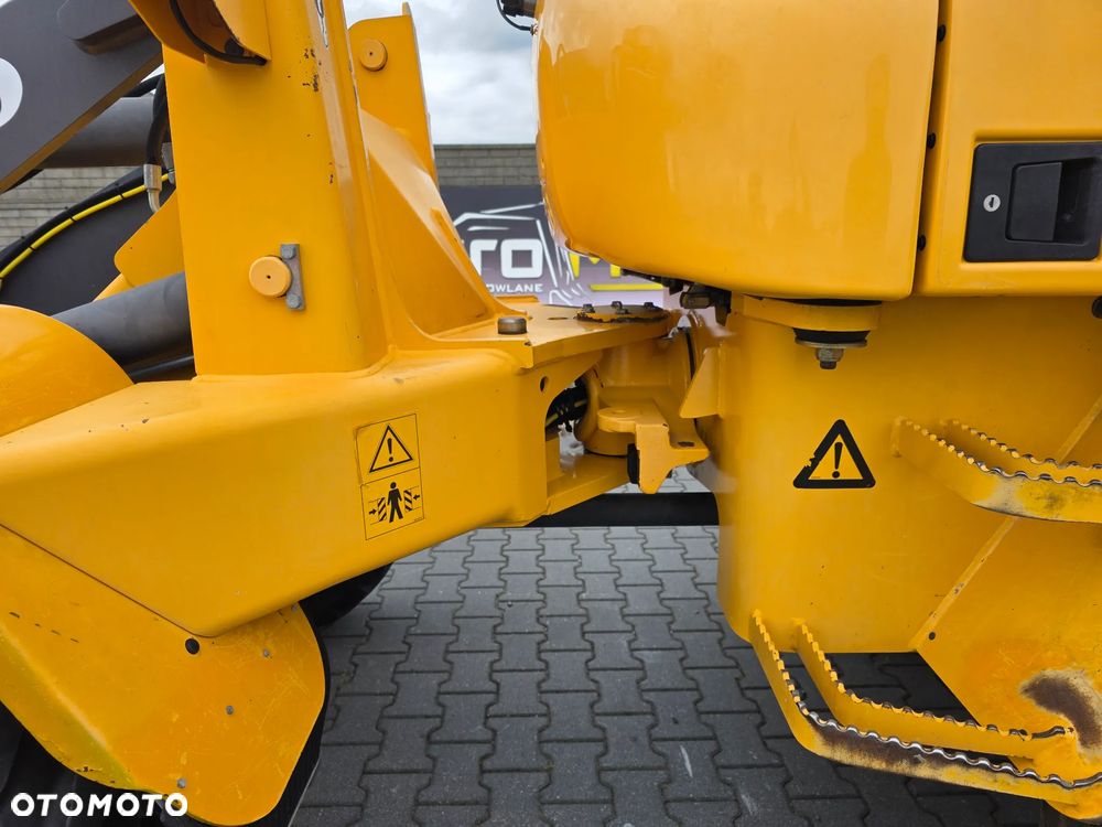 Volvo L30B-ZX, 2013 ROK, ŁYŻKA OTWIERANA + WIDŁY - 17