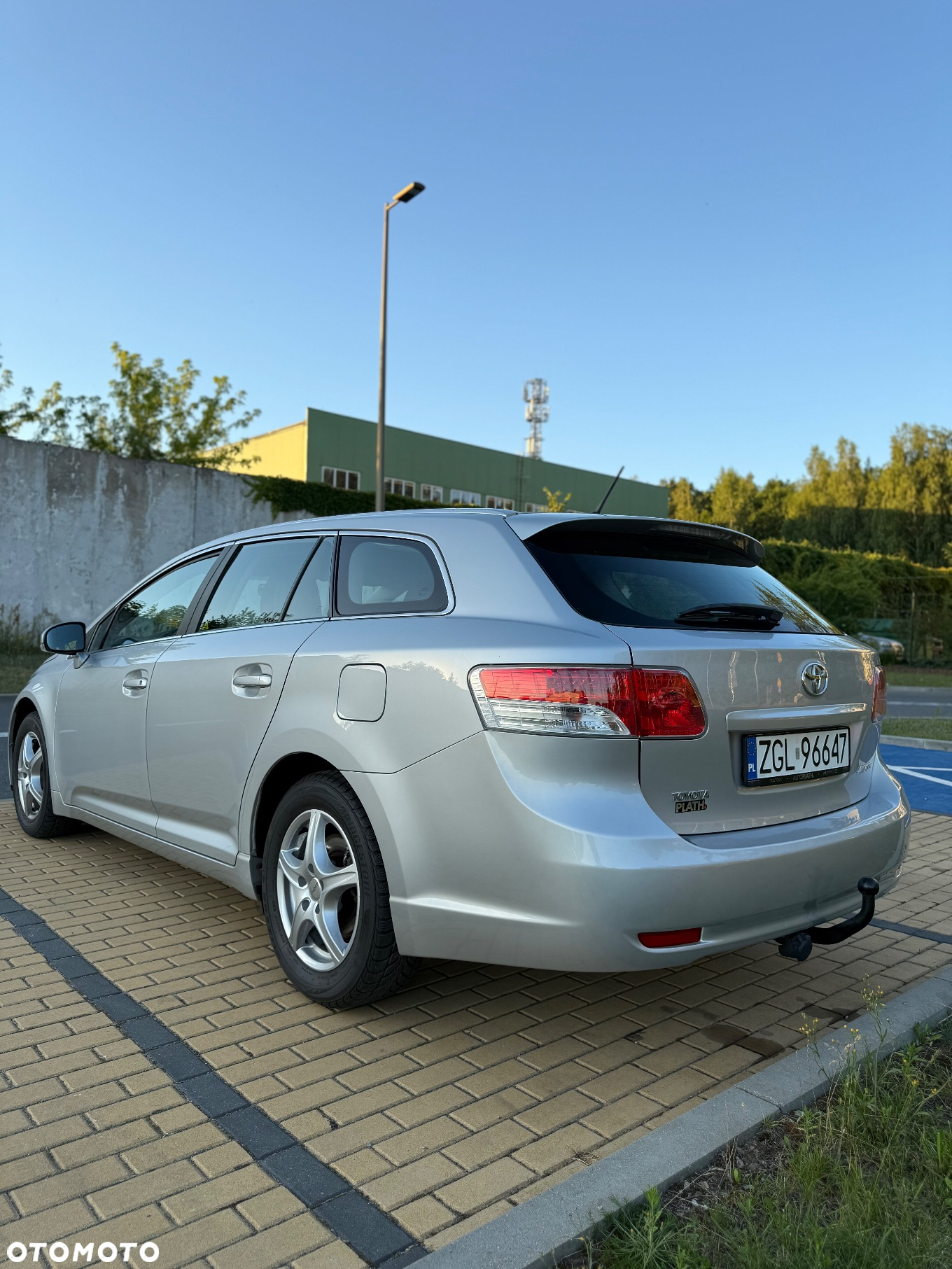 Toyota Avensis 1.6 Active - 5
