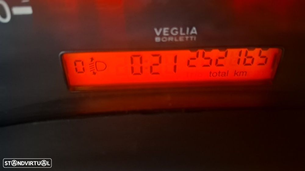 Fiat Punto 1.2 16V ELX - 15