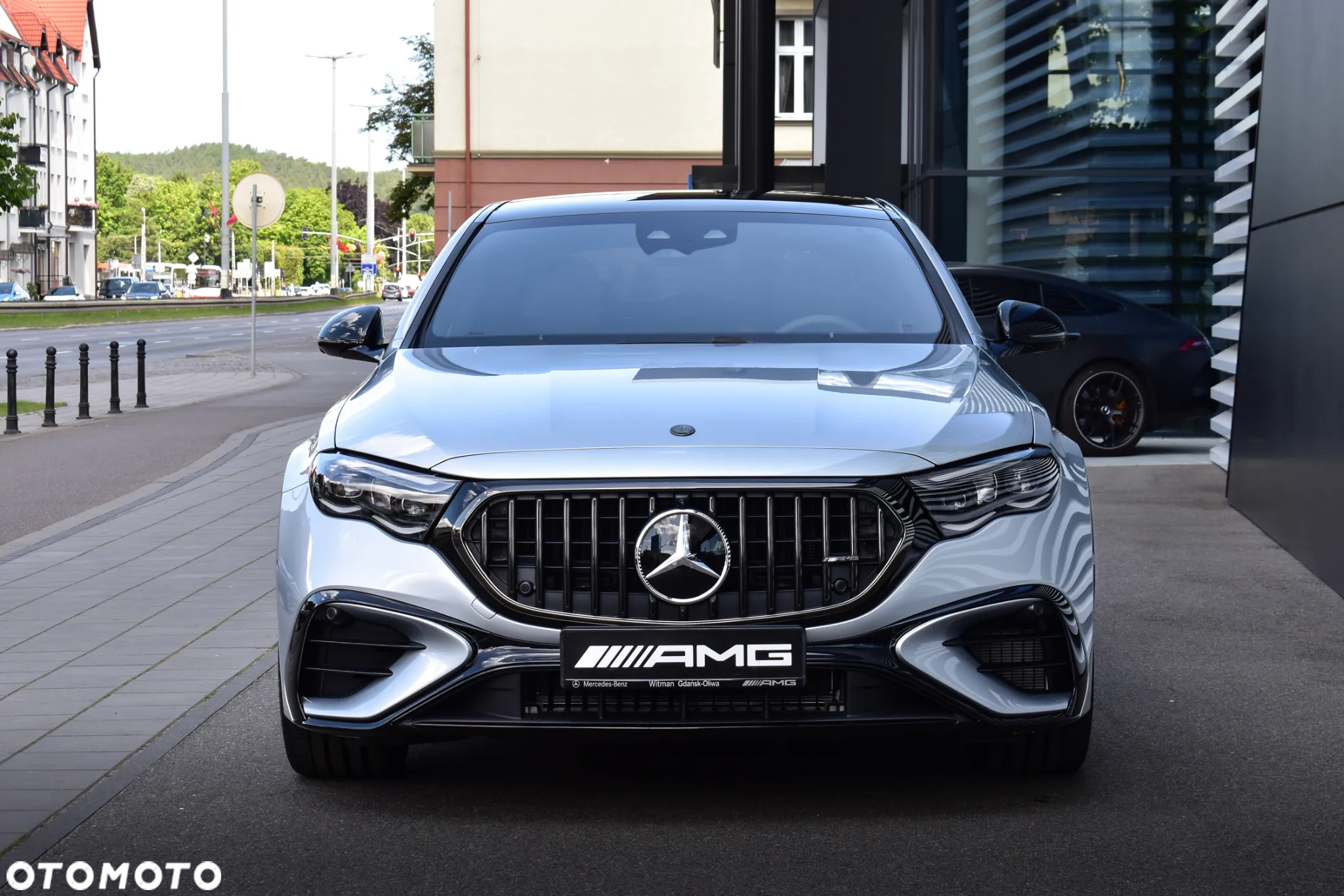 Mercedes-Benz Klasa E AMG 53 PHEV 4Matic+ 9G-Tronic TCT - 2