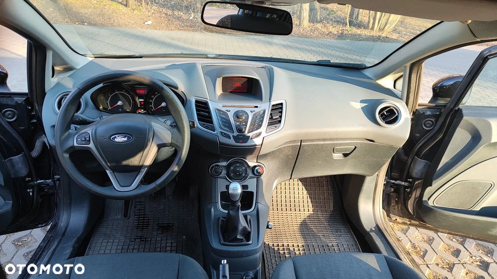 Ford Fiesta 1.25 Trend - 10