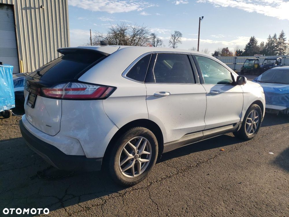 Ford Edge - 3