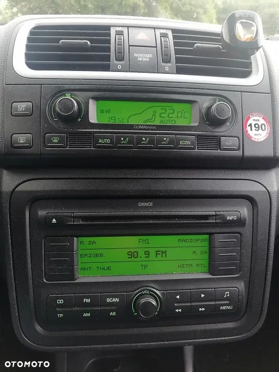 Skoda Roomster 1.4 16V Comfort - 8