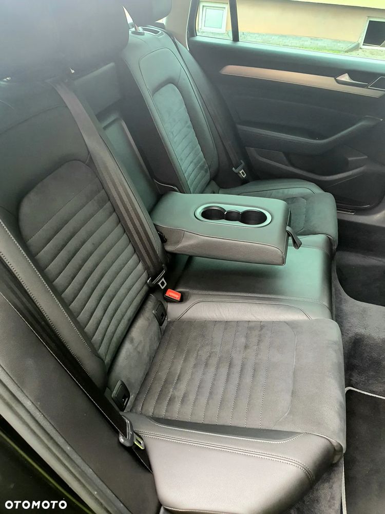 Volkswagen Passat - 17
