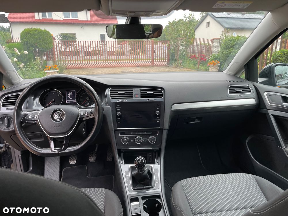 Volkswagen Golf 1.6 TDI (BlueMotion Technology) Comfortline - 27