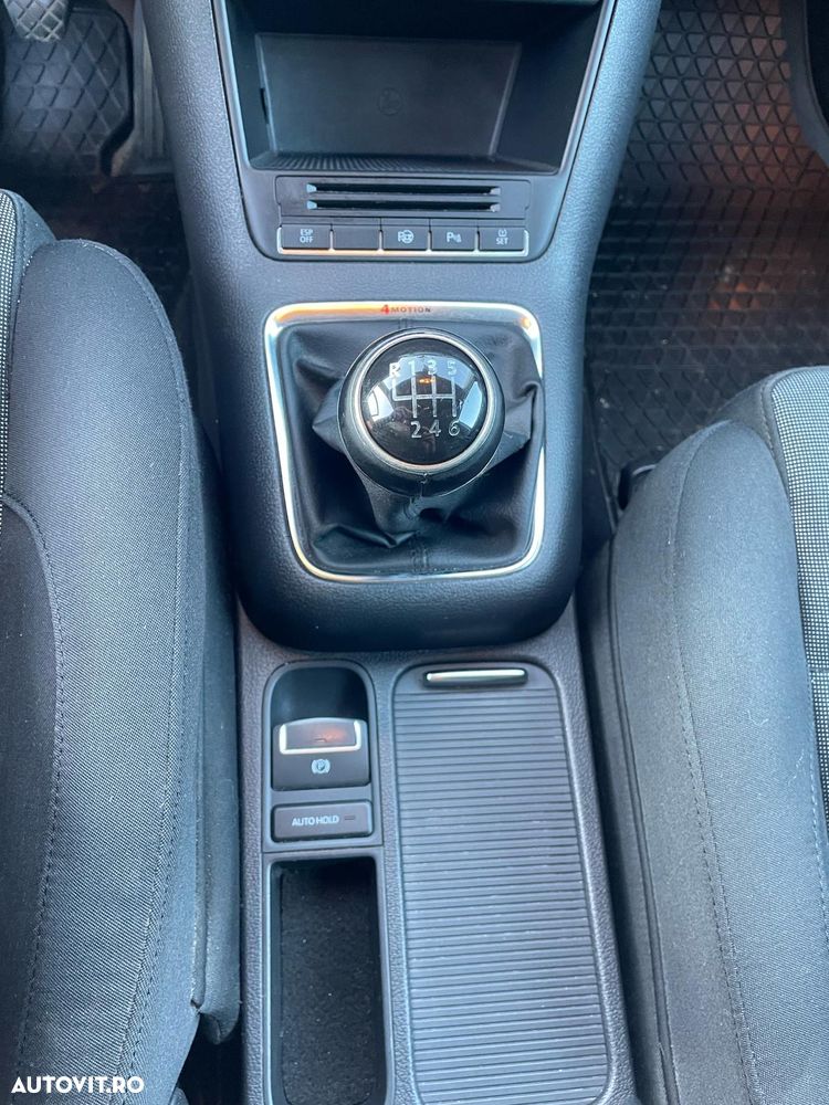 Volkswagen Tiguan - 5