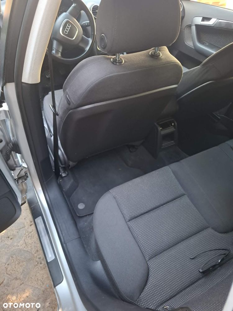 Audi A3 Sportback - 6