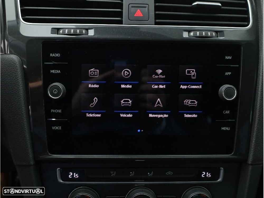 VW Golf 1.0 TSI R-Line DSG - 24