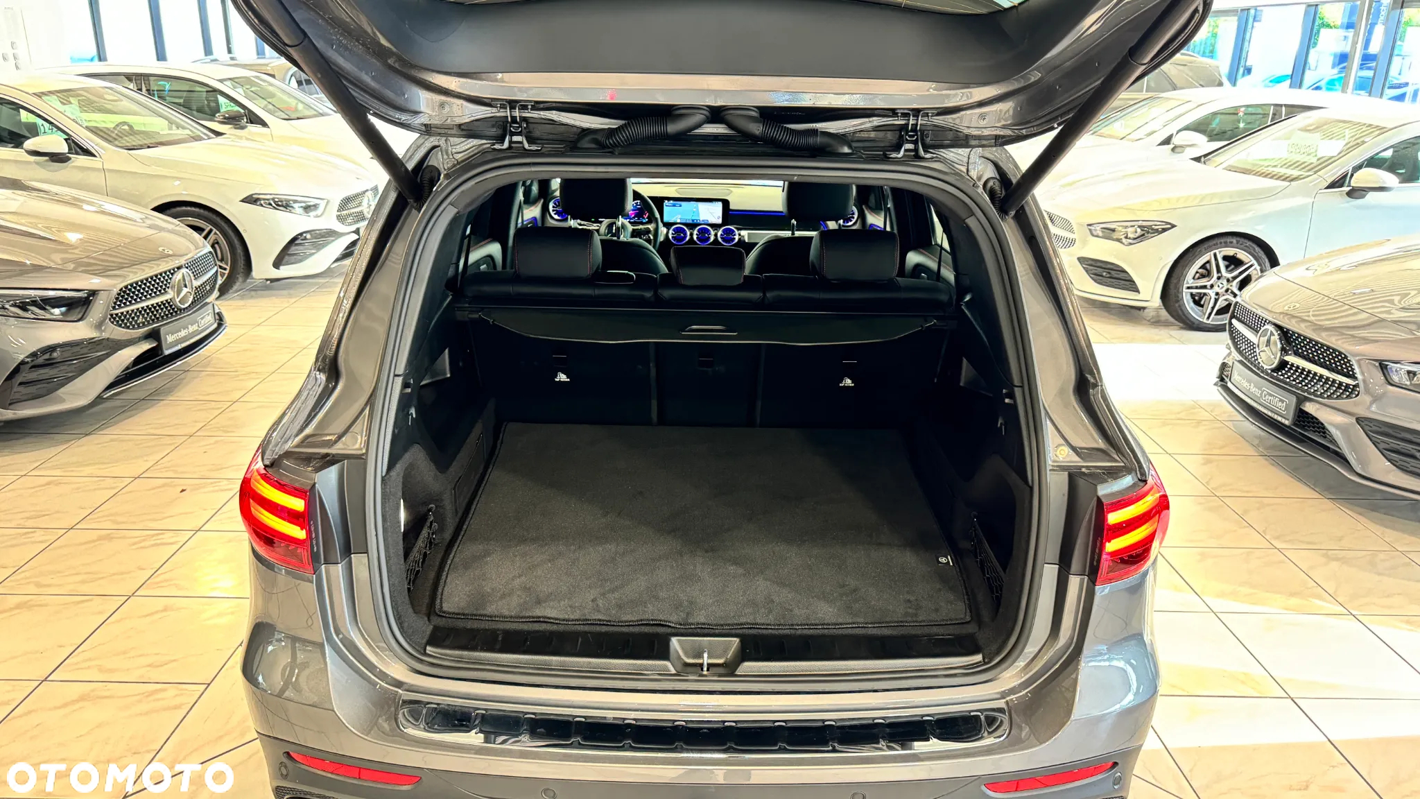 Mercedes-Benz GLB 200 AMG Line 7G-DCT - 17