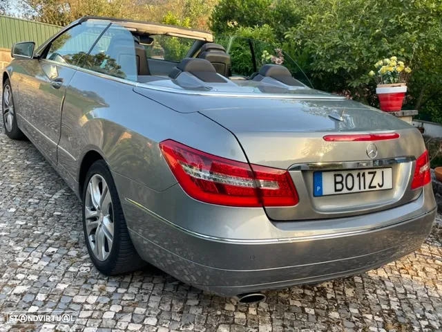 Mercedes-Benz 220 - 19