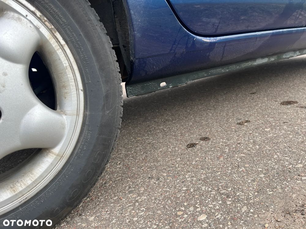 Renault Clio - 11