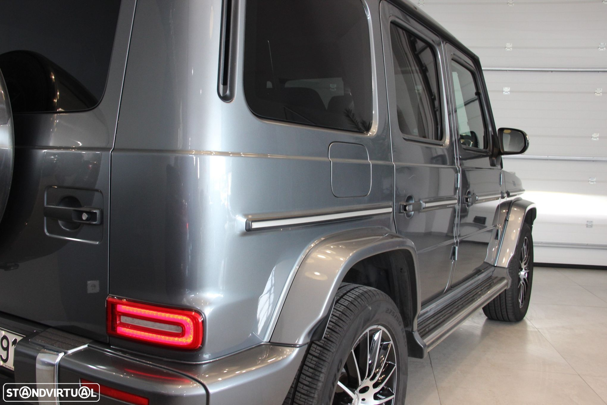 Mercedes-Benz G 350 d - 21