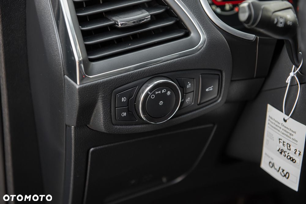 Ford Galaxy 2.0 EcoBlue S&S TITANIUM - 18