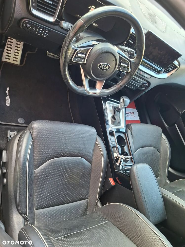 Kia Ceed 1.5 T-GDI DCT7 OPF GT Line - 9