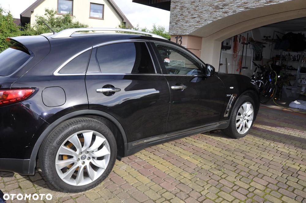 Infiniti QX70 3.0d S Premium - 10