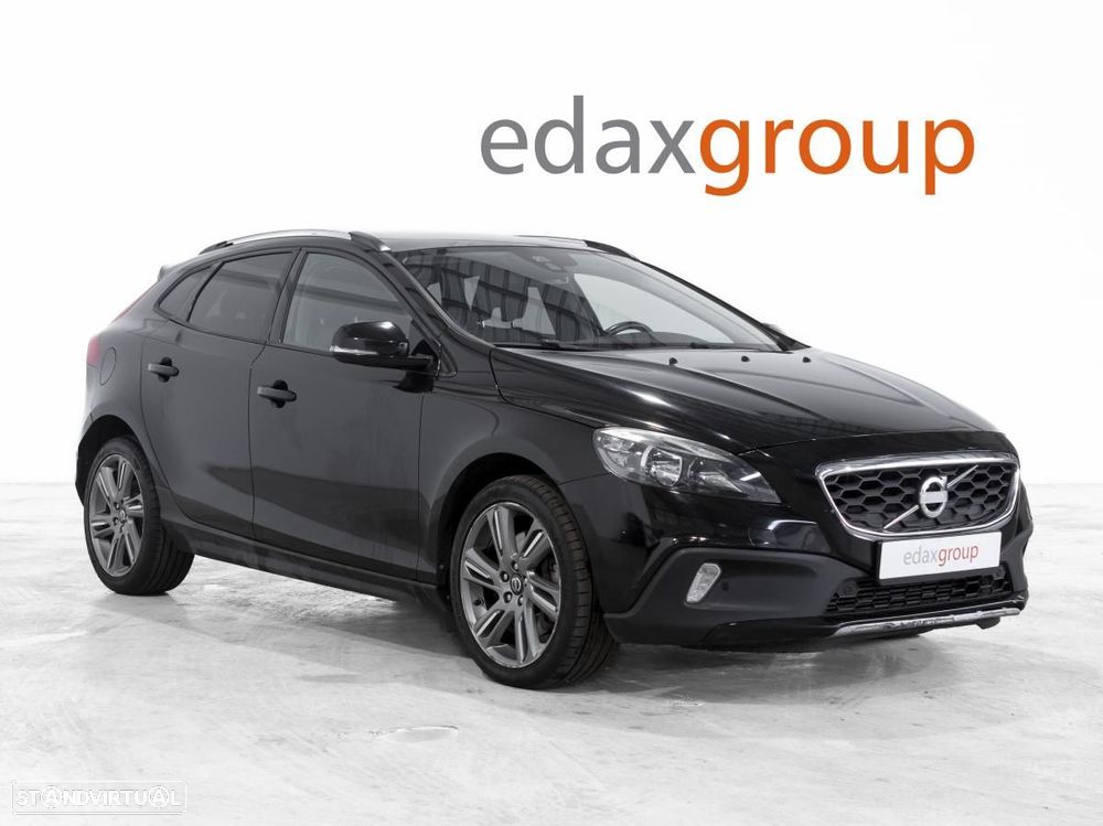 Volvo V40 Cross Country - 1
