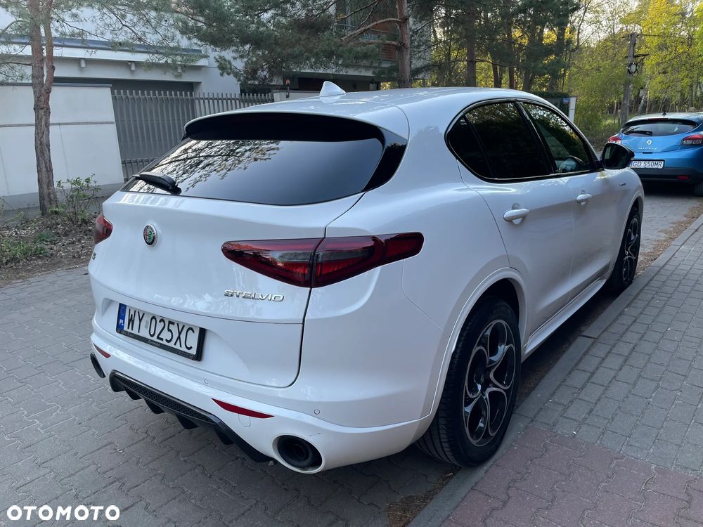 Alfa Romeo Stelvio 2.0 Turbo Veloce Q4 - 3