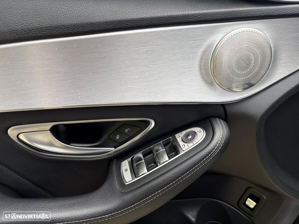 Mercedes-Benz C 300 h - 20