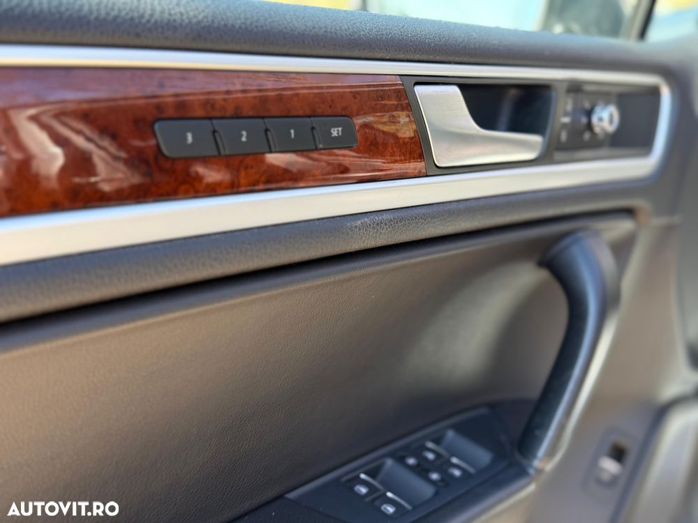 Volkswagen Touareg - 9