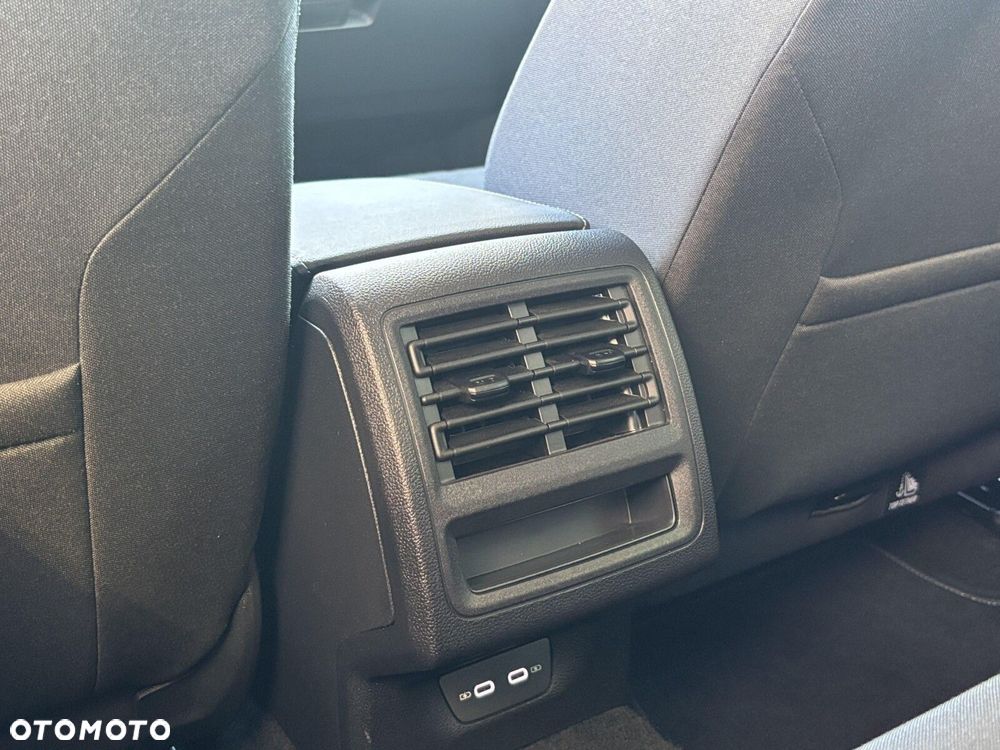 Volkswagen Golf 1.5 TSI EVO Life - 19