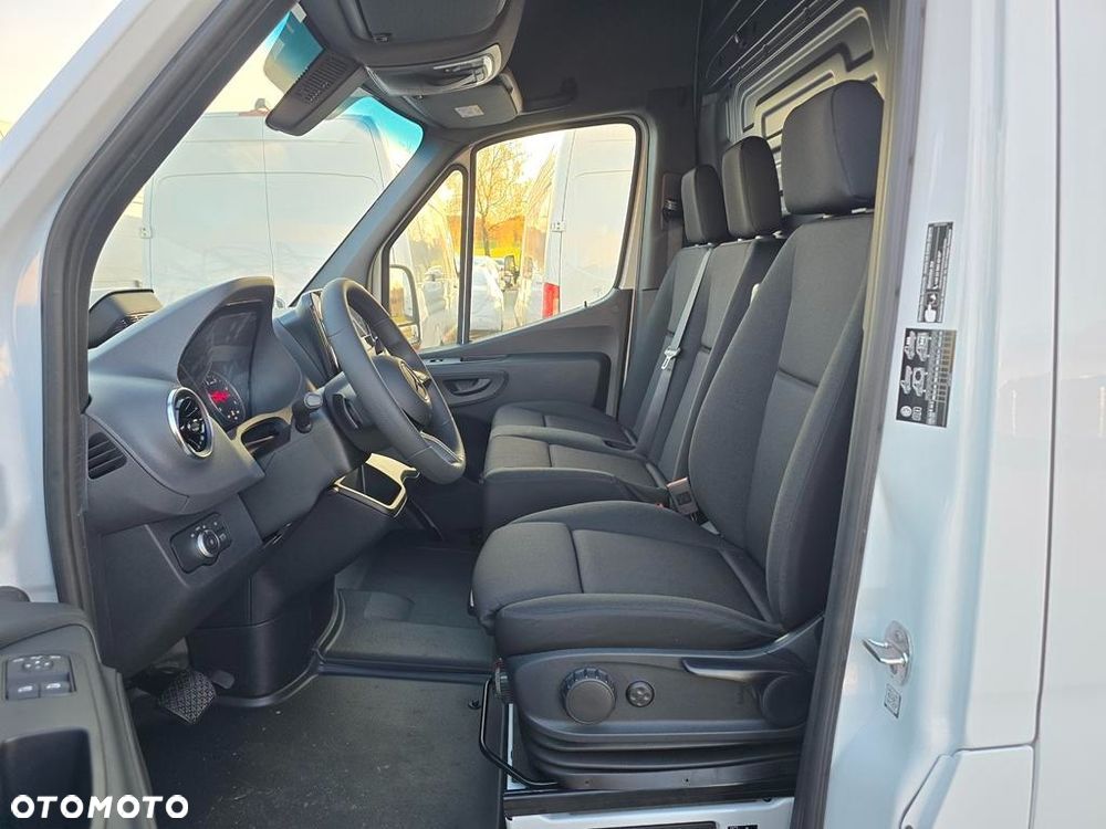 Mercedes-Benz Sprinter 317 CDI Long PRO 9G-Tronic - 14