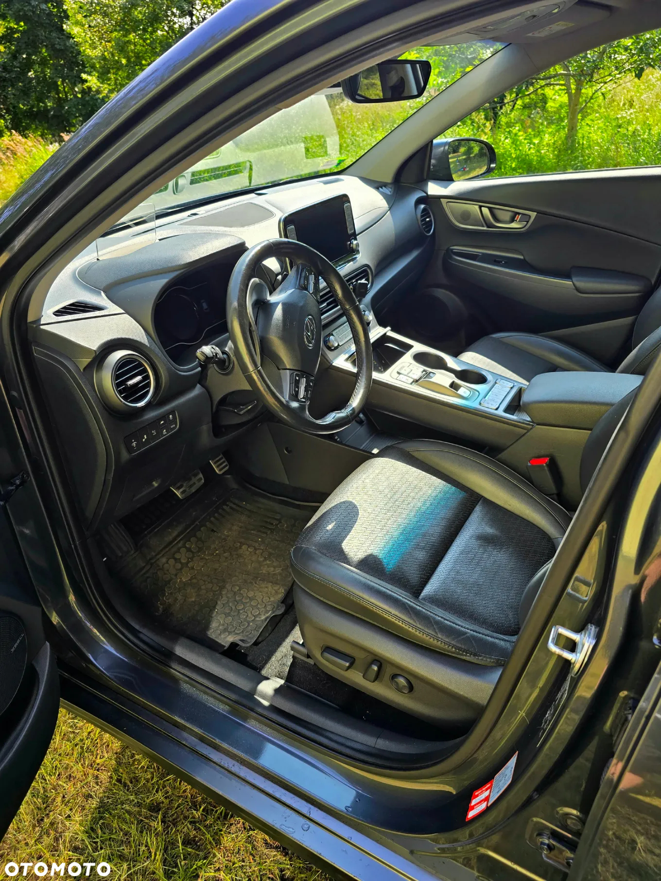 Hyundai Kona Electric 64kWh Premium - 8