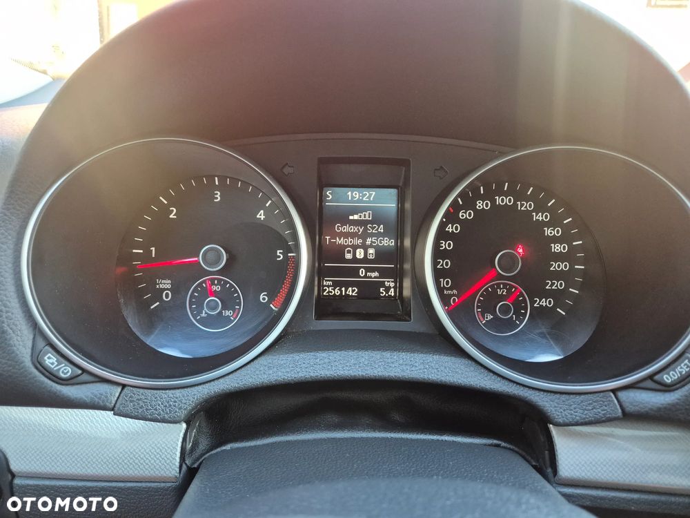 Volkswagen Golf - 20
