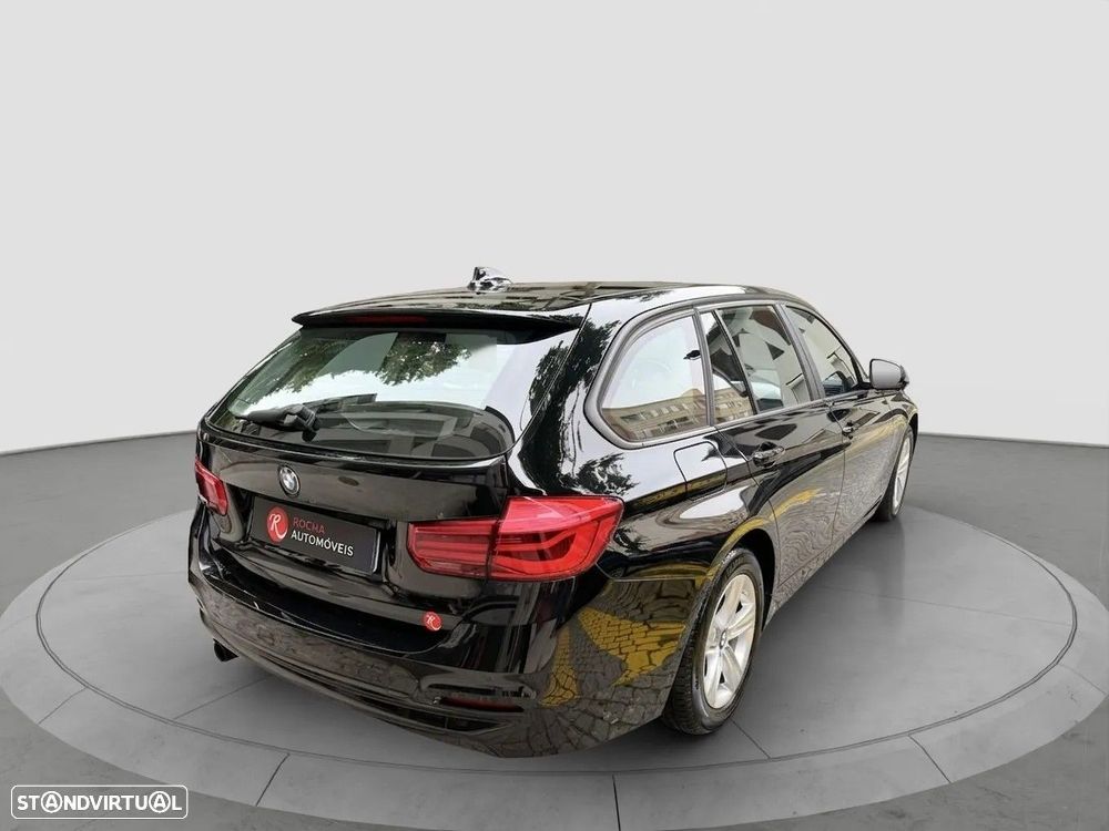 BMW 318 i Luxury Line - 12