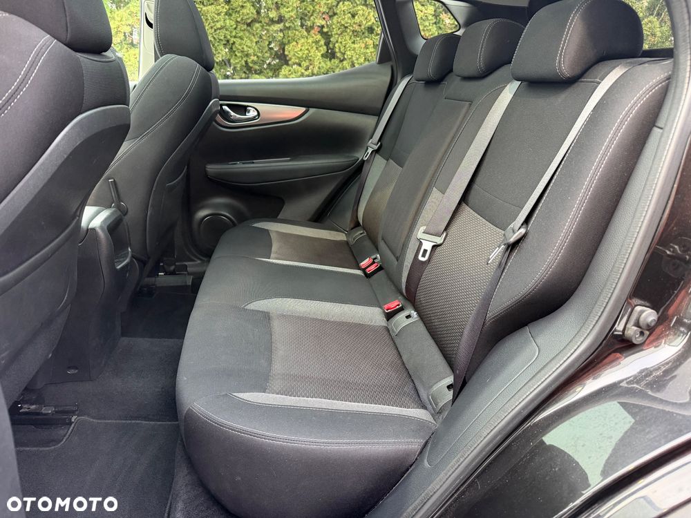 Nissan Qashqai 1.3 DIG-T TEKNA - 14